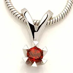 Beställningsvare - granat hängen i 14 carat vitguld