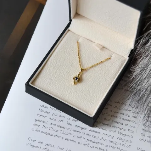 safir hängen i 14 carat guld 0,05 ct 0,16 ct