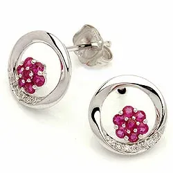 runda blommor rubin örhängestift i 14 karat vitguld med diamant och rubin