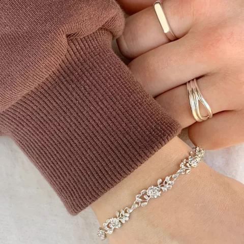 Siersbøl blomma armband i rhodinerat silver