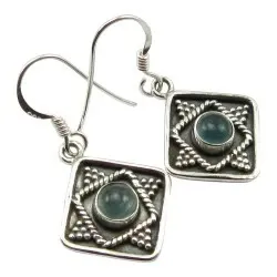 fyrkantigt gröna örhängen i oxiderat sterlingsilver