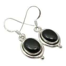 Ovala svarta onyx örhängen i oxiderat sterlingsilver