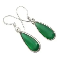 Droppe onyxer örhängen i silver