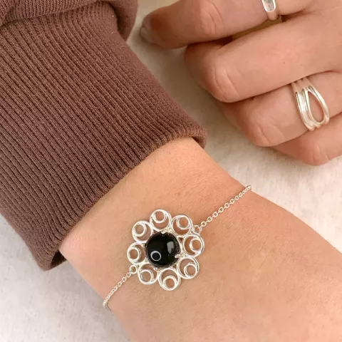 blommor armband i silver med hängen i silver