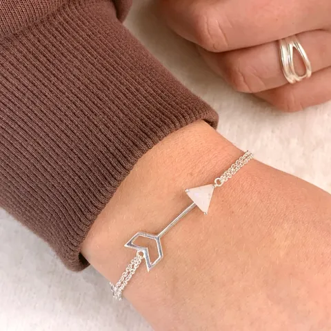 pil armband i silver med hängen i silver