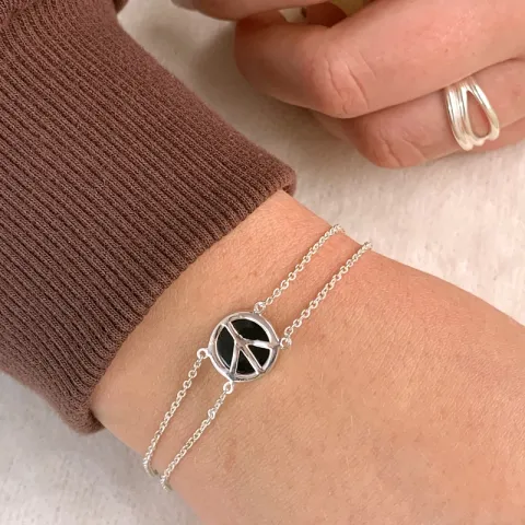 peace armband i silver med hängen i silver