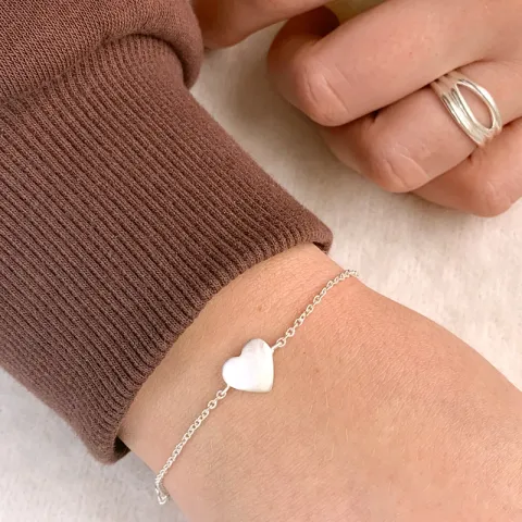 hjärta armband i silver med hängen i silver