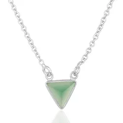 Trekantigt grön halsband i silver med hängen i silver