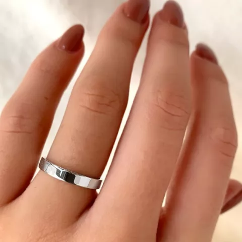 Fingerringar: ring i silver