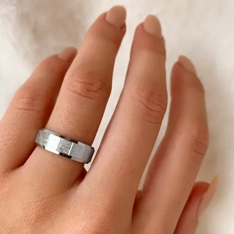 Billig zirkon ring i rhodinerat silver