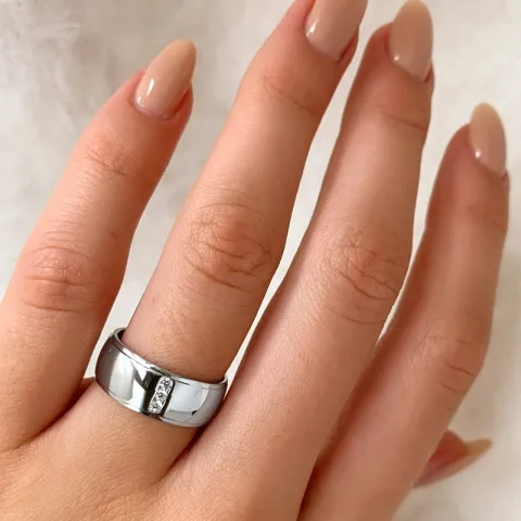 bred zirkon ring i rhodinerat silver