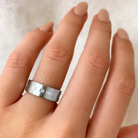 borstat ring i rhodinerat silver