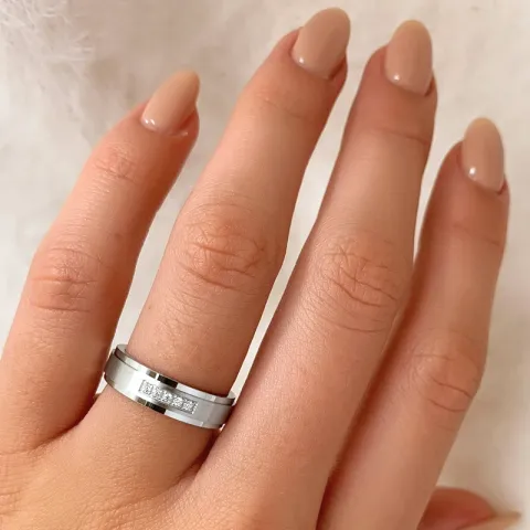 ring i rhodinerat silver