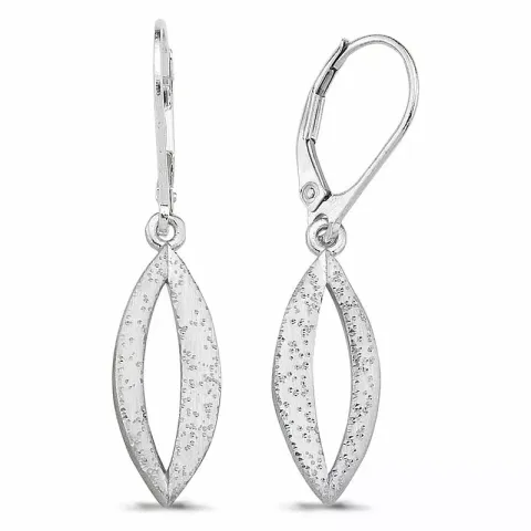 ovala örhängen i silver