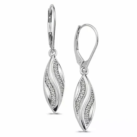 ovala örhängen i silver