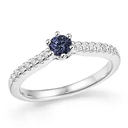 blå safir ring i 14  karat vitguld 0,14 ct 