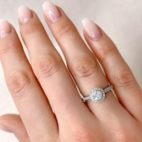 briljantring i 14 karat vitguld 0,34 ct
