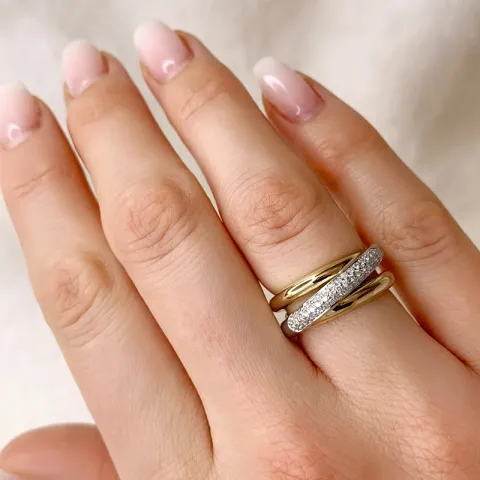diamant ring i 14 karat guld- och vitguld 0,27 ct