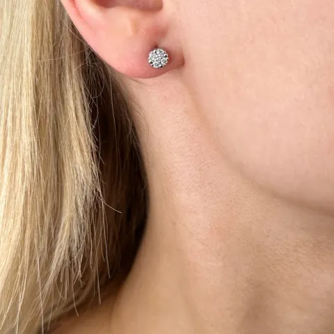 äkta diamantörhängen i 14 karat vitguld med diamanter