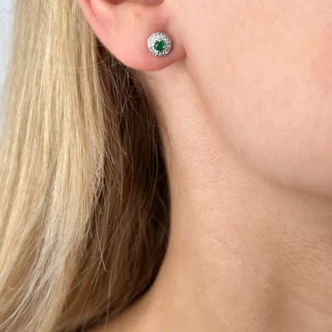 runda smaragd diamantörhängen i 14 karat vitguld med smaragd och diamant