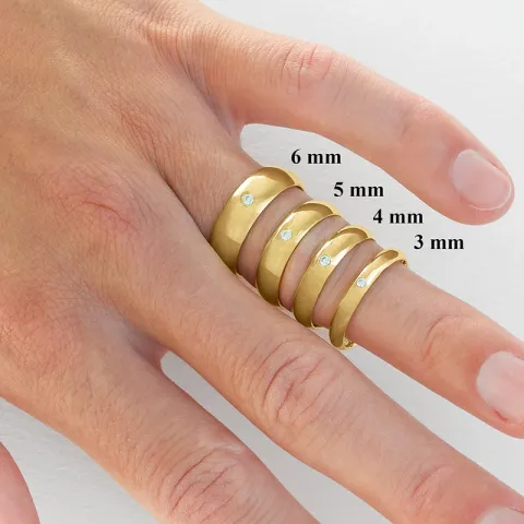 6 och 5 mm vigselsringar i 9 karat guld 0,03 ct - set