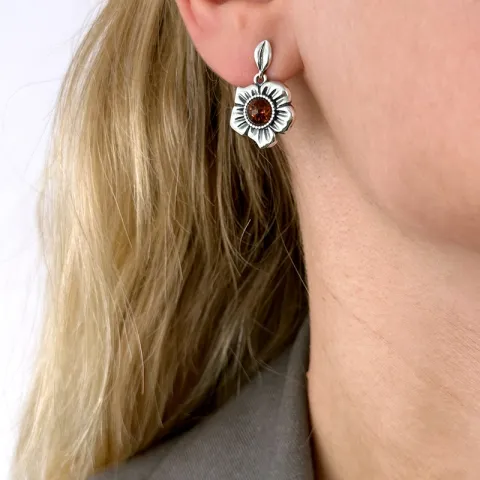 blommor örhängestift i silver