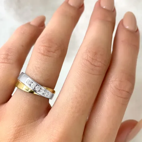 Bred ring i silver med förgyllt silver