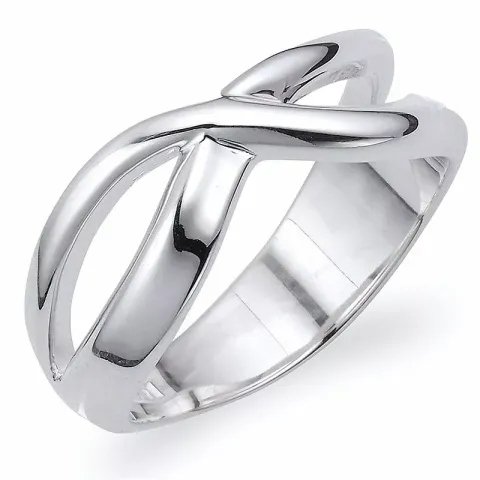 Strukturerad ring i silver