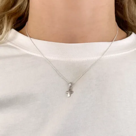 8 x 10 mm kors hängen i 8 karat vitguld