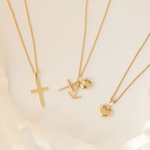 kors halsband i förgyllt silver med hängen i 8 karat guld - Amoré