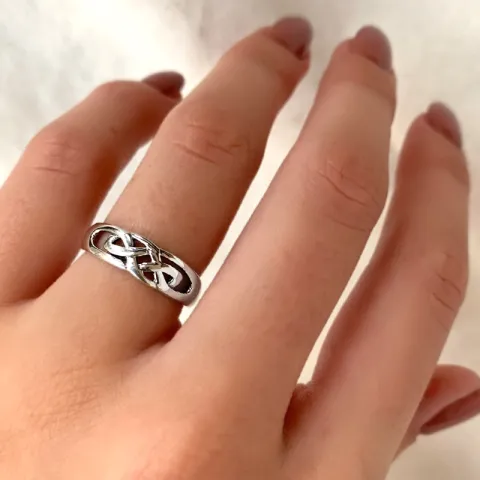 ring i silver