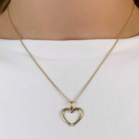 Hjärta hängen i 9 carat guld 0,02 ct
