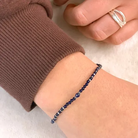 armband med lapis og hematite.