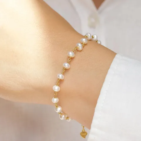 pärla armband med pärla.