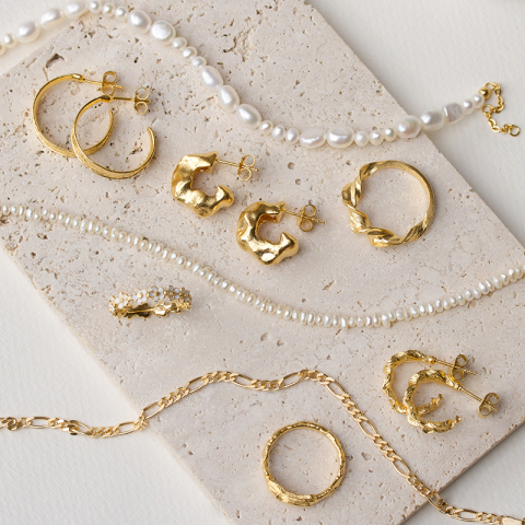 3 mm halsband med sötvattenspärlor
