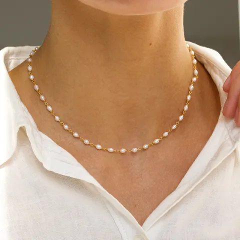 3 mm halsband med sötvattenspärlor