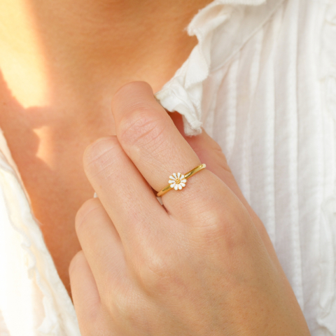 prästkrage ring i förgyllt silver - Maggie