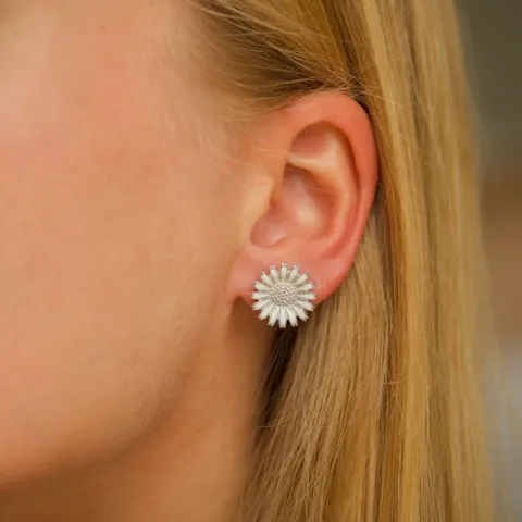 15 mm prästkrage örhängestift i rhodinerat silver