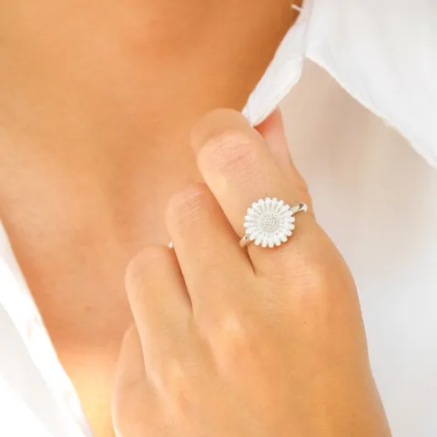 prästkrage ring i silver - Matilda