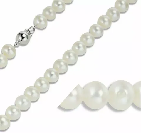 45 cm vit aa-graderad pärlhalskedja med sötvattenspärlor.