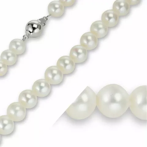45 cm vit aa-graderad pärlhalskedja med sötvattenspärlor.