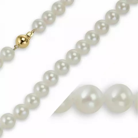 45 cm vit a-graderad pärlakedja med japanske akoya pärlar.