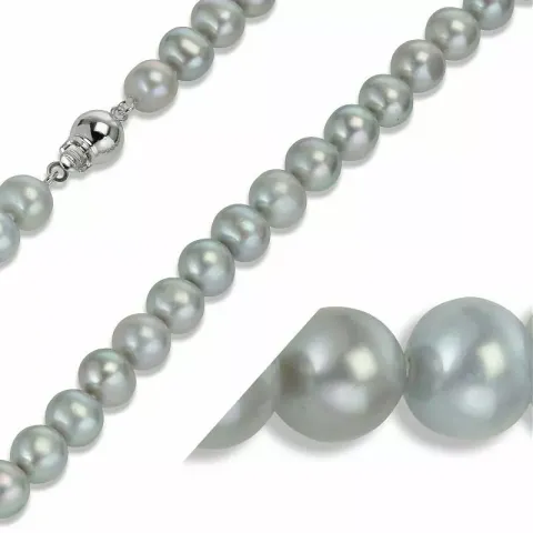 45 cm a-graderad ellipsform pärlhalskedja med sötvattenspärlor.
