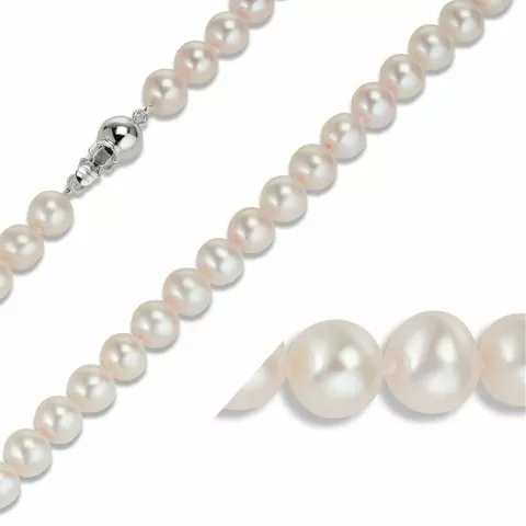 45 cm a-graderad ellipsform pärlhalskedja med sötvattenspärlor.