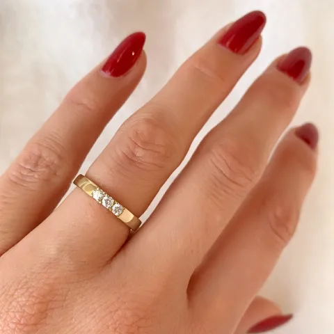 kampajn - alliancring i 14 karat guld 3 x 0,07 ct