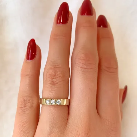 diamant alliancring i 14 karat guld 3 x 0,07 ct