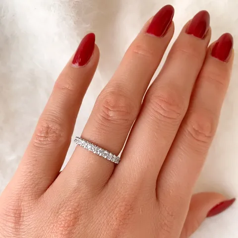 Diamant alliancring i 14 karat vitguld 0,49 ct