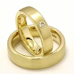 Matta vigselsringar i 14  karat guld 0,11 ct - set