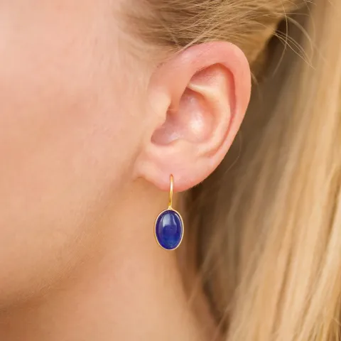 ovala lapis lazuli örhängen i förgyllt silver
