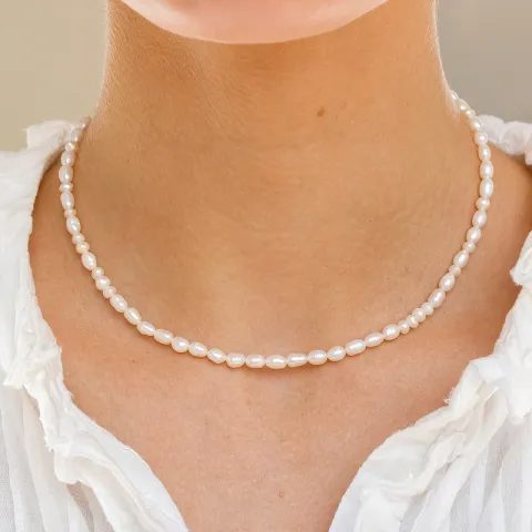 pärla halsband i förgyllt silver 38 + 5 cm x 4,5 mm